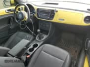 ✅ 2014 Volkswagen Beetle 2.5L • VIN: 3VWHX7AT6EM632938 • Lot: 58599124. Listed on Copart with 89,546 mi. Free auction sales archive from the USA and detailed vehicle history report at DreamBid. Image 8.