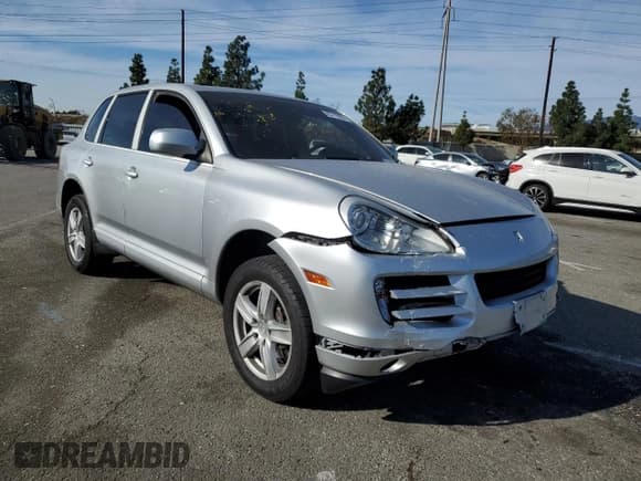 ✅ 2009 Porsche Cayenne • VIN: WP1AA29P39LA07841 • Lot: 85715954. Listed on Copart with Not provided. Free auction sales archive from the USA and detailed vehicle history report at DreamBid. Image 4.