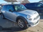 ✅ 2007 MINI Hardtop S • VIN: WMWMF73517TT82304 • Lot: 43860304. Listed on IAAI with 138,157 mi. Free auction sales archive from the USA and detailed vehicle history report at DreamBid. Image 1.