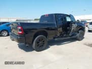 ✅ 2022 Ram 2500 Big Horn • VIN: 3C6UR5DL6NG319129 • Лот: 43366743. Опубликован ранее на IAAI с пробегом 20 648 миль. Бесплатный доступ к архиву аукционных продаж из США и подробный отчёт об истории автомобиля на DreamBid. Изображение 4.