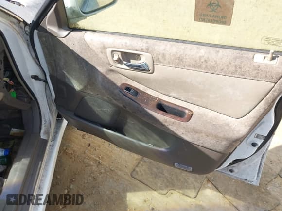 ✅ 1999 Honda Accord EX • VIN: JHMCG6677XC025176 • Лот: 43328781. Опубликован ранее на IAAI с пробегом 275 748 миль. Бесплатный доступ к архиву аукционных продаж из США и подробный отчёт об истории автомобиля на DreamBid. Изображение 6.