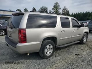 ✅ 2007 Chevrolet Suburban LT • VIN: 1GNFC16097J232512 • Lot: 75290024. Wystawiony na Copart z przebiegiem 464 681 mil. Bezpłatny archiwum sprzedaży aukcyjnych z USA i szczegółowy raport historii pojazdu na DreamBid. Zdjęcie 3.