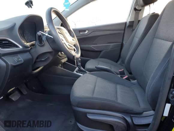 2019 Hyundai Accent SE z VIN 3KPC24A3XKE057713, wystawiony jako Copart lot #75178533 z przebiegiem 116 050 mil mil oraz . Historia ofert i sprzedaży dostępna na DreamBid. Obrazek 7.