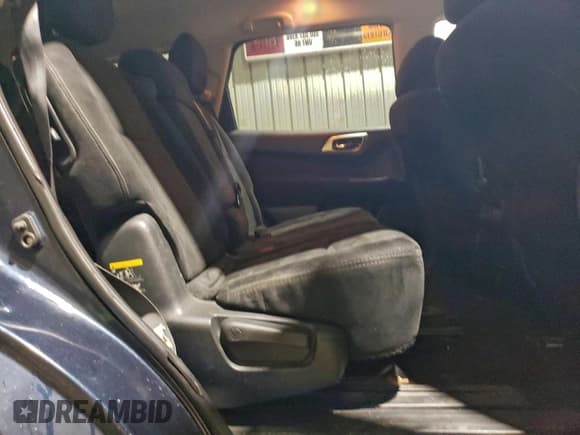 ✅ 2014 Nissan Pathfinder Platinum • VIN: 5N1AR2MM7EC703471 • Lot: 95555505. Listed on Copart with 151,870 mi. Free auction sales archive from the USA and detailed vehicle history report at DreamBid. Image 11.