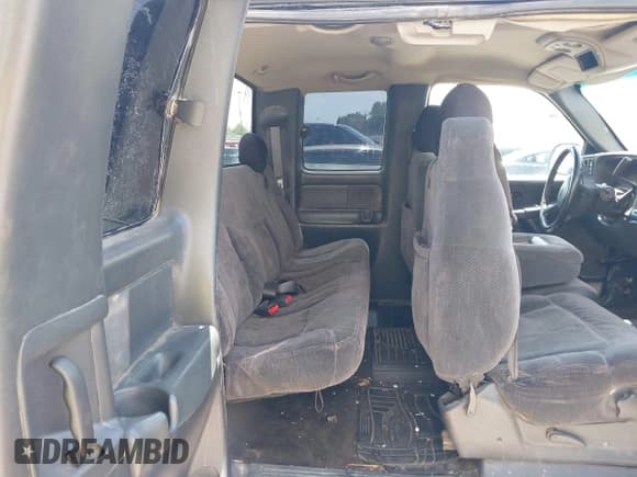 ✅ 1999 Chevrolet Silverado 1500 • VIN: 1GCEK19V4XE208741 • Лот: 42154541. Опубликован ранее на IAAI с пробегом 278 858 миль. Бесплатный доступ к архиву аукционных продаж из США и подробный отчёт об истории автомобиля на DreamBid. Изображение 8.