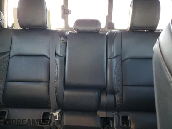 ✅ 2021 Jeep Gladiator High Altitude • VIN: 1C6HJTFG4ML621484 • Лот: 46642035. Опубликован ранее на Copart с пробегом 75 272 миль. Бесплатный доступ к архиву аукционных продаж из США и подробный отчёт об истории автомобиля на DreamBid. Изображение 10.