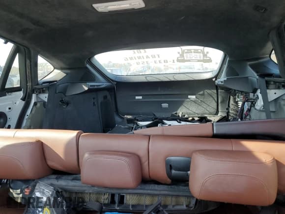 ✅ 2017 BMW X6 M • VIN: 5YMKW8C33H0U71879 • Lot: 86025064. Listed on Copart with 52,064 mi. Free auction sales archive from the USA and detailed vehicle history report at DreamBid. Image 10.