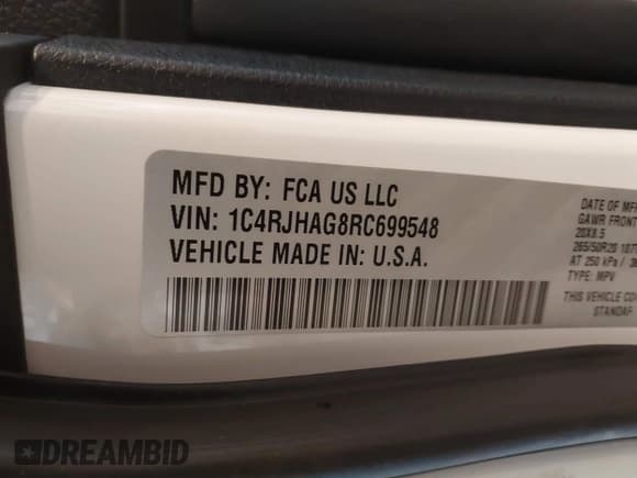 ✅ 2024 Jeep Grand Cherokee Laredo • VIN: 1C4RJHAG8RC699548 • Lot: 41323630. Listed on IAAI with 21,292 mi. Free auction sales archive from the USA and detailed vehicle history report at DreamBid. Image 9.