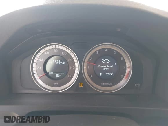 ✅ 2013 Volvo S60 T6 R-Design Platinum • VIN: YV1902FH2D1218127 • Lot: 41901029. Listed on IAAI with 97,741 mi. Free auction sales archive from the USA and detailed vehicle history report at DreamBid. Image 7.