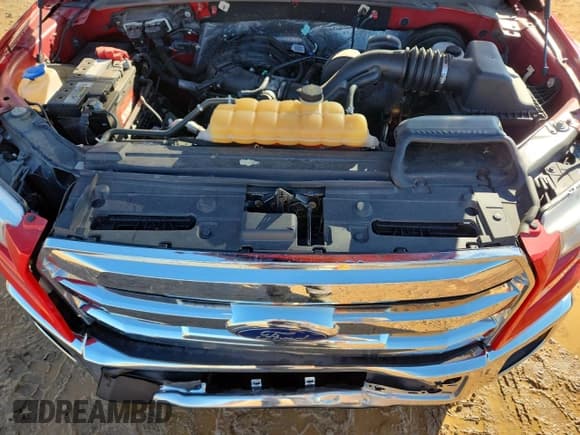 ✅ 2016 Ford F-150 XLT • VIN: 1FTEX1C84GKD83352 • Lot: 90107605. Listed on Copart with 198,094 mi. Free auction sales archive from the USA and detailed vehicle history report at DreamBid. Image 11.