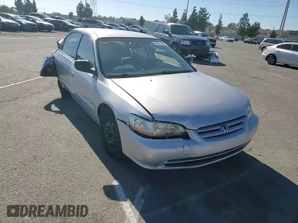 2001 Honda Accord VP with VIN 1HGCF866X1A132069, listed as a Copart auction lot 86671985 with 128,723 mi miles and Salvage title. Bid and sale history available at DreamBid. Image 13.