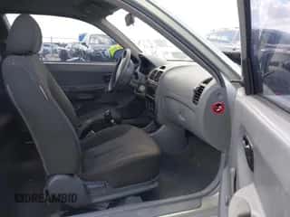 2003 Hyundai Accent с VIN KMHCF35C33U276858, выставлен на аукционе IAAI как лот 43223114 с пробегом 185 314 миль миль и . История ставок и продаж доступна на DreamBid. Изображение 5.