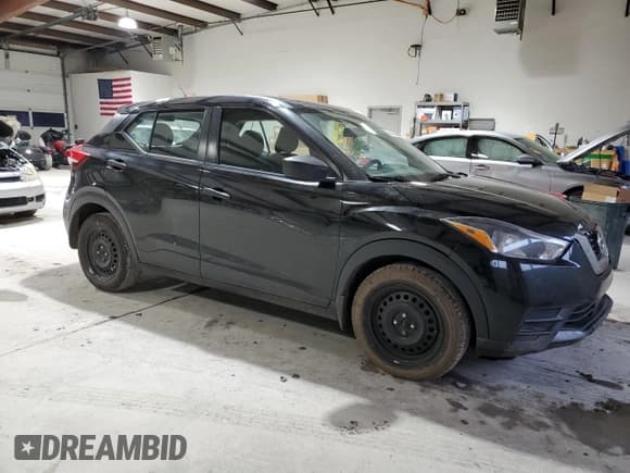 ✅ 2020 Nissan Kicks S • VIN: 3N1CP5BV0LL534110 • Lot: 93588205. Wystawiony na Copart z przebiegiem 240 350 mil. Bezpłatny archiwum sprzedaży aukcyjnych z USA i szczegółowy raport historii pojazdu na DreamBid. Zdjęcie 4.