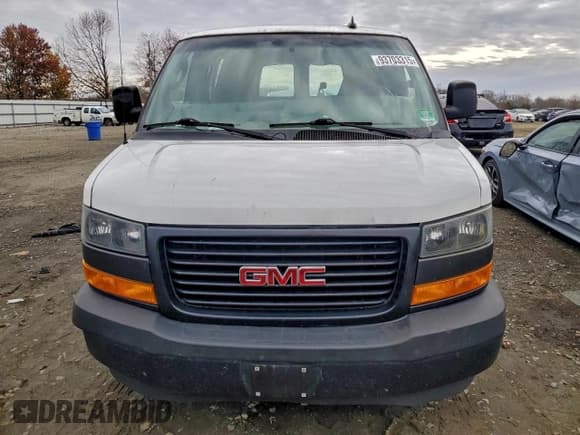 ✅ 2019 GMC Savana Cargo • VIN: 1GTW7AFG1K1147814 • Lot: 93703315. Listed on Copart with 236,553 mi. Free auction sales archive from the USA and detailed vehicle history report at DreamBid. Image 5.