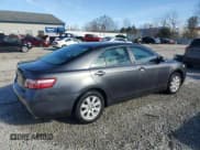 ✅ 2007 Toyota Camry LE • VIN: 4T1BK46K57U037644 • Lot: 92495745. Wystawiony na Copart z przebiegiem 191 069 mil. Bezpłatny archiwum sprzedaży aukcyjnych z USA i szczegółowy raport historii pojazdu na DreamBid. Zdjęcie 3.