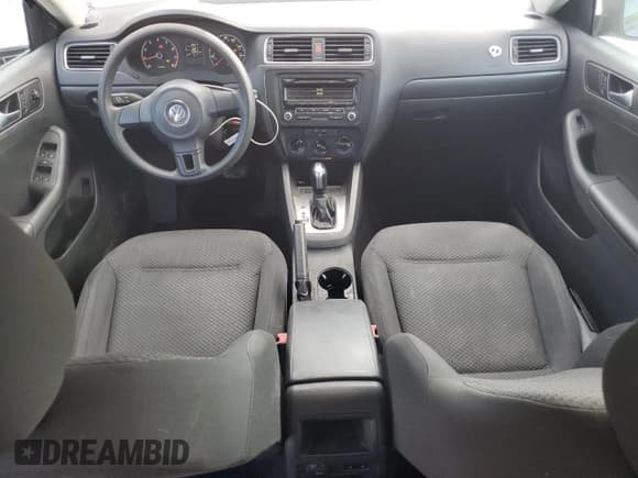 ✅ 2014 Volkswagen Jetta S • VIN: 3VW2K7AJ4EM222934 • Lot: 83928265. Listed on Copart with 105,825 mi. Free auction sales archive from the USA and detailed vehicle history report at DreamBid. Image 8.