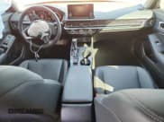 ✅ 2024 Honda Civic EX-L • VIN: 19XFL1H79RE030305 • Lot: 84738145. Wystawiony na Copart z przebiegiem 16 705 mil. Bezpłatny archiwum sprzedaży aukcyjnych z USA i szczegółowy raport historii pojazdu na DreamBid. Zdjęcie 8.