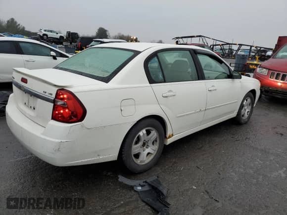 ✅ 2004 Chevrolet Malibu LT • VIN: 1G1ZU54814F126968 • Lot: 85330514. Wystawiony na Copart z przebiegiem 125 429 mil mil. Skorzystaj z bezpłatnego archiwum sprzedaży aukcyjnych z USA i zobacz szczegółowy raport historii pojazdu na DreamBid. Zdjęcie 3.