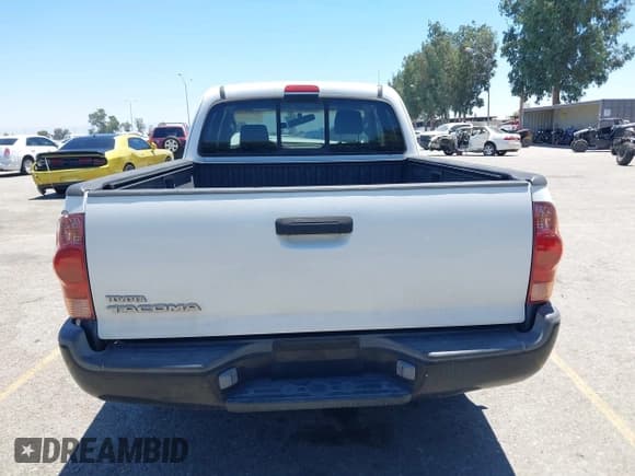 ✅ 2005 Toyota Tacoma • VIN: 5TETX22N95Z017853 • Lot: 42607630. Listed on IAAI with 278,194 mi. Free auction sales archive from the USA and detailed vehicle history report at DreamBid. Image 17.