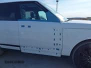 ✅ 2022 Land Rover Range Rover Westminster • VIN: SALGS2RU5NA461943 • Lot: 43651167. Wystawiony na IAAI z przebiegiem 59 721 mil. Bezpłatny archiwum sprzedaży aukcyjnych z USA i szczegółowy raport historii pojazdu na DreamBid. Zdjęcie 17.