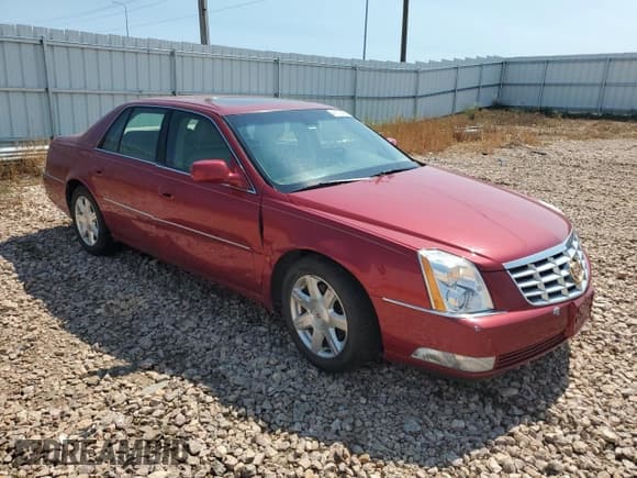 ✅ 2008 Cadillac DTS 1SA • VIN: 1G6KD57Y08U103240 • Lot: 68179595. Listed on Copart with 73,917 mi. Free auction sales archive from the USA and detailed vehicle history report at DreamBid. Image 4.