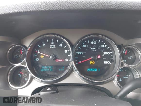 ✅ 2009 Chevrolet Silverado 2500HD LT • VIN: 1GCHK53K59F154432 • Lot: 40629358. Wystawiony na IAAI z przebiegiem 200 449 mil. Bezpłatny archiwum sprzedaży aukcyjnych z USA i szczegółowy raport historii pojazdu na DreamBid. Zdjęcie 7.