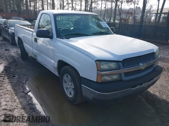 2004 Chevrolet Silverado 1500 Work Truck z VIN 1GCEC14X14Z201305, wystawiony jako IAAI lot #41619446 z przebiegiem 166 615 mil mil oraz . Historia ofert i sprzedaży dostępna na DreamBid. Obrazek 1.