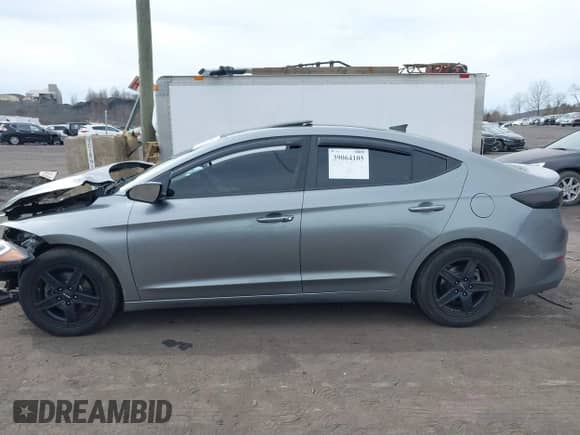 2018 Hyundai Elantra Value Edition with VIN KMHD84LFXJU595284, listed as a IAAI auction lot 39064105 with 117,053 mi miles and . Bid and sale history available at DreamBid. Image 14.