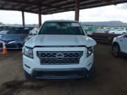 ✅ 2023 Nissan Frontier SV • VIN: 1N6ED1EJ8PN615004 • Lot: 42733880. Wystawiony na IAAI z przebiegiem 12 012 mil. Bezpłatny archiwum sprzedaży aukcyjnych z USA i szczegółowy raport historii pojazdu na DreamBid. Zdjęcie 12.