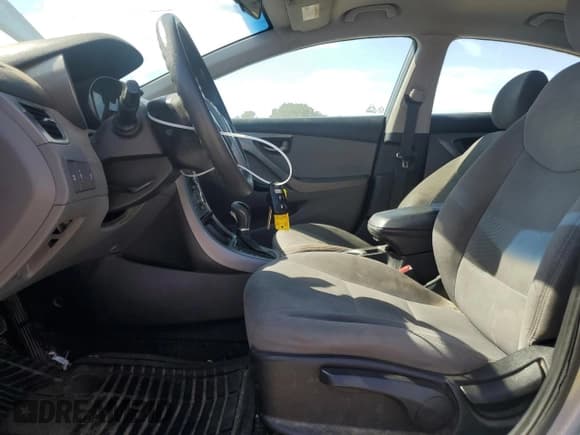 ✅ 2015 Hyundai Elantra SE • VIN: 5NPDH4AE1FH642654 • Lot: 86889085. Listed on Copart with 190,572 mi. Free auction sales archive from the USA and detailed vehicle history report at DreamBid. Image 7.