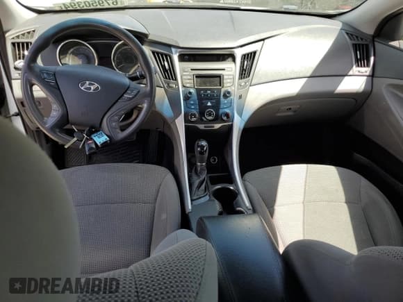 ✅ 2014 Hyundai Sonata GLS • VIN: 5NPEB4AC5EH850703 • Lot: 67950394. Listed on Copart with 139,342 mi. Free auction sales archive from the USA and detailed vehicle history report at DreamBid. Image 8.