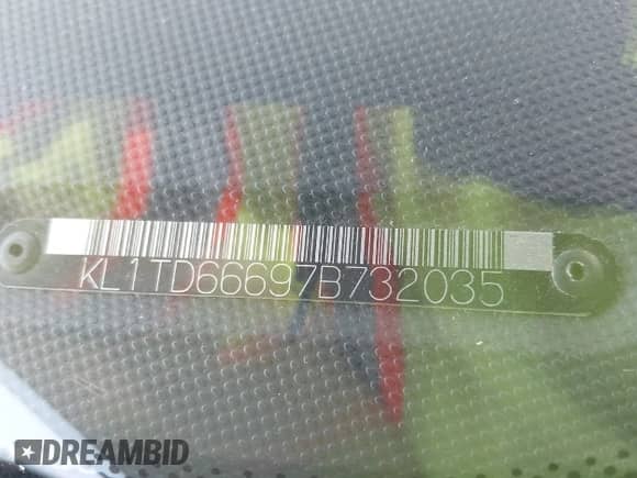 2007 Chevrolet Aveo LS with VIN KL1TD66697B732035, listed as a IAAI auction lot 42528247 with 155,438 mi miles and . Bid and sale history available at DreamBid. Image 9.