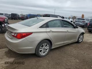 ✅ 2011 Hyundai Sonata GLS • VIN: 5NPEB4AC6BH045711 • Lot: 77166044. Listed on Copart with 135,772 mi. Free auction sales archive from the USA and detailed vehicle history report at DreamBid. Image 3.