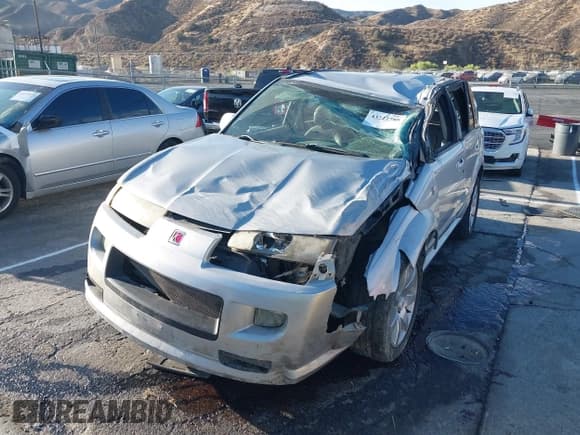 ✅ 2004 Saturn VUE V6 • VIN: 5GZCZ53464S876904 • Lot: 43222788. Wystawiony na IAAI z przebiegiem 243 858 mil. Bezpłatny archiwum sprzedaży aukcyjnych z USA i szczegółowy raport historii pojazdu na DreamBid. Zdjęcie 2.