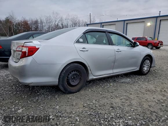 ✅ 2013 Toyota Camry LE • VIN: 4T1BD1FKXDU093907 • Lot: 93772085. Listed on Copart with 430,940 mi. Free auction sales archive from the USA and detailed vehicle history report at DreamBid. Image 3.