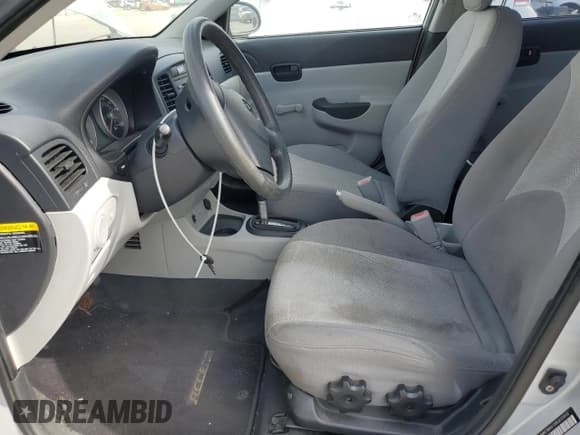 ✅ 2008 Hyundai Accent GLS • VIN: KMHCN46C38U232602 • Лот: 55441185. Опубликован ранее на Copart с пробегом 150 553 миль. Бесплатный доступ к архиву аукционных продаж из США и подробный отчёт об истории автомобиля на DreamBid. Изображение 7.