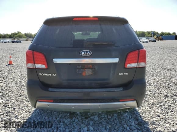 ✅ 2013 Kia Sorento SX • VIN: 5XYKWDA29DG336471 • Лот: 54767745. Опубликован ранее на Copart с пробегом 181 226 миль. Бесплатный доступ к архиву аукционных продаж из США и подробный отчёт об истории автомобиля на DreamBid. Изображение 6.