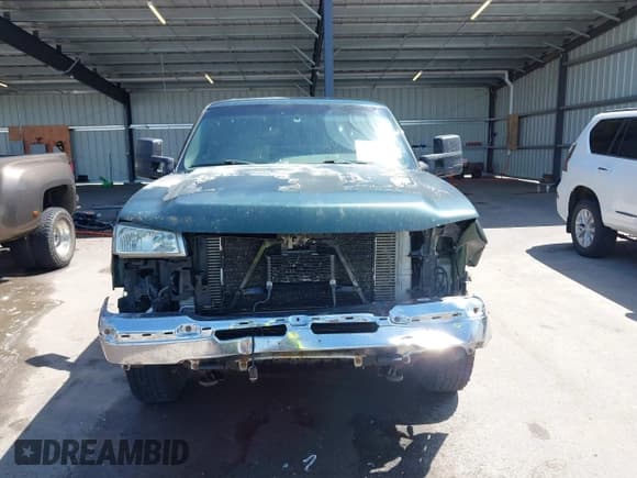 ✅ 2005 Chevrolet Silverado 2500HD LS • VIN: 1GCHK232X5F925606 • Lot: 42553752. Wystawiony na IAAI z przebiegiem 287 123 mil. Bezpłatny archiwum sprzedaży aukcyjnych z USA i szczegółowy raport historii pojazdu na DreamBid. Zdjęcie 13.