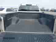 2008 Chevrolet Colorado 1LT z VIN 1GCCS39E188192565, wystawiony jako IAAI lot #41901967 z przebiegiem 282 987 mil mil oraz . Historia ofert i sprzedaży dostępna na DreamBid. Obrazek 18.