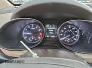 ✅ 2017 Hyundai Santa Fe 2.4L • VIN: 5XYZU3LB4HG385157 • Lot: 95257105. Listed on Copart with 175,392 mi. Free auction sales archive from the USA and detailed vehicle history report at DreamBid. Image 9.