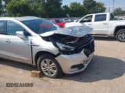 ✅ 2019 Buick Enclave Essence • VIN: 5GAERBKW9KJ188489 • Лот: 43124350. Опубликован ранее на IAAI с пробегом 101 495 миль. Бесплатный доступ к архиву аукционных продаж из США и подробный отчёт об истории автомобиля на DreamBid. Изображение 17.