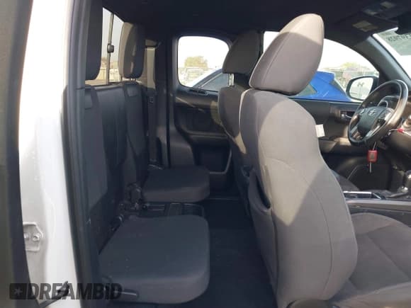 ✅ 2018 Toyota Tacoma SR5 • VIN: 5TFRZ5CN8JX064734 • Лот: 41397928. Опубликован ранее на IAAI с пробегом 113 680 миль. Бесплатный доступ к архиву аукционных продаж из США и подробный отчёт об истории автомобиля на DreamBid. Изображение 8.