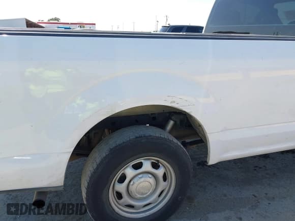 ✅ 2017 Ford F-150 XL • VIN: 1FTMF1C83HKE37594 • Lot: 42381825. Listed on IAAI with 227,774 mi. Free auction sales archive from the USA and detailed vehicle history report at DreamBid. Image 6.