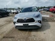 ✅ 2022 Toyota Highlander Hybrid XLE • VIN: 5TDGARAH5NS514015 • Lot: 90442865. Wystawiony na Copart z przebiegiem 45 703 mil. Bezpłatny archiwum sprzedaży aukcyjnych z USA i szczegółowy raport historii pojazdu na DreamBid. Zdjęcie 15.