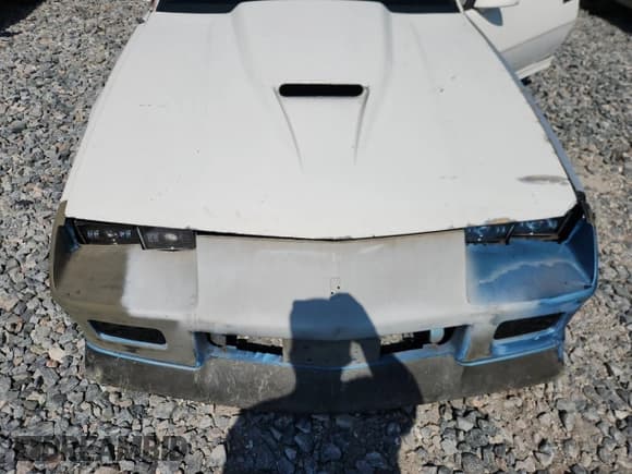 ✅ 1989 Chevrolet Camaro • VIN: 1G1FP21E1KL193491 • Лот: 70577965. Опубликован ранее на Copart с пробегом 233 768 миль. Бесплатный доступ к архиву аукционных продаж из США и подробный отчёт об истории автомобиля на DreamBid. Изображение 11.