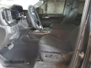 ✅ 2023 Chevrolet Silverado 1500 LT Trail Boss • VIN: 3GCUDFE80PG269161 • Lot: 45678295. Wystawiony na Copart z przebiegiem Nie podano. Bezpłatny archiwum sprzedaży aukcyjnych z USA i szczegółowy raport historii pojazdu na DreamBid. Zdjęcie 7.