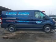 ✅ 2021 Ford Transit Cargo • VIN: 1FTBR1Y80MKA12125 • Lot: 41773493. Wystawiony na IAAI z przebiegiem 42 989 mil. Bezpłatny archiwum sprzedaży aukcyjnych z USA i szczegółowy raport historii pojazdu na DreamBid. Zdjęcie 13.