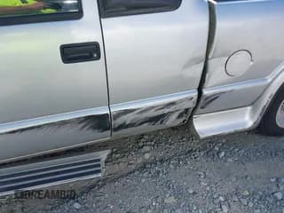 ✅ 1995 Chevrolet S-10 LS • VIN: 1GCCS19W1SK237852 • Лот: 39769090. Опубликован ранее на IAAI с пробегом 103 310 миль. Бесплатный доступ к архиву аукционных продаж из США и подробный отчёт об истории автомобиля на DreamBid. Изображение 6.