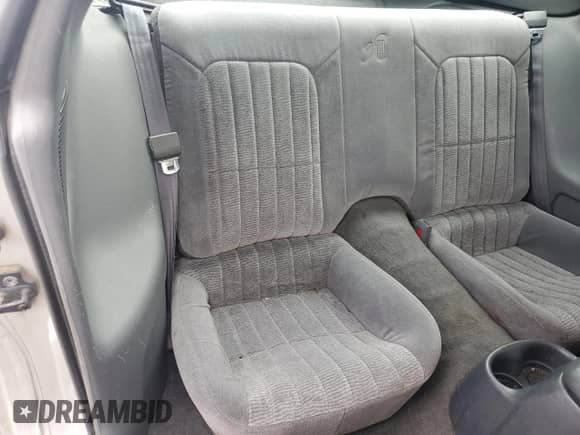 1997 Chevrolet Camaro z VIN 2G1FP22K8V2156852, wystawiony jako Copart lot #51080085 z przebiegiem 163 068 mil mil oraz Szkoda całkowita • Salvage title. Historia ofert i sprzedaży dostępna na DreamBid. Obrazek 10.