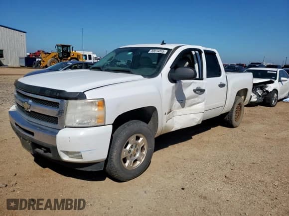 ✅ 2008 Chevrolet Silverado 1500 • VIN: 2GCFC13Y881270067 • Лот: 80614855. Опубликован ранее на Copart с пробегом 179 570 миль. Бесплатный доступ к архиву аукционных продаж из США и подробный отчёт об истории автомобиля на DreamBid. Изображение 1.